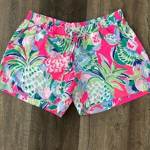 Lily Pulitzer shorts. NWOT. Size small